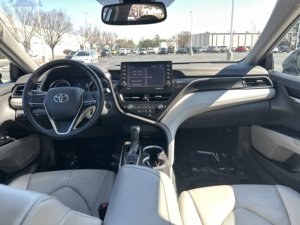 Toyota Camry XLE 2022 Usado en Buen Estado - Product Image 5