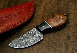 มีดเหล็กดามัสกัสแบบปรับแต่งได้มีดไม้โรสวูดสกินเนอร์สำหรับการล่าสัตว์ใช้ในอุตสาหกรรมของขวัญวันเกิดแบบ DIY - Product Image 4