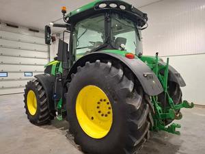 Tracteur agricole d'occasion John Deere 7270R à vendre en gros - Product Image 2
