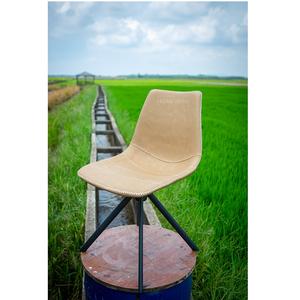 Silla de comedor al por mayor logotipo personalizado y color estilo moderno cuero sintético espuma de alta densidad sillas duraderas Venus 4E - Product Image 1