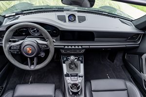 Porsche 911 Targa 4 GTS 2024 USADO - Product Image 3