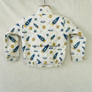 Chaqueta Acolchada de Algodón Vintage Hecha a Mano para Niños, Chaqueta Acolchada de Algodón Vintage Jaipuri de Manga Larga para Niños - Product Image 4