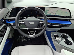 2025 Cqdillac OPTIQ Lujo 1 4dr SUV AWD eléctrico DD - Product Image 5