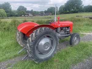 Tracteur à roues Massey Ferguson 65 ch, qualité d'origine, occasion, matériel agricole à vendre - Product Image 6