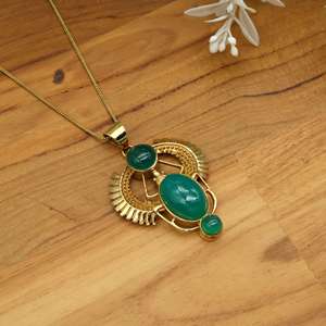 Collar de Escarabajo Dorado con Piedra Verde, Colgante de Estilo Egipcio, Joyería Vintage, Collar Bohemio con Piedras Preciosas - Product Image 5