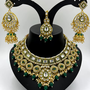Ensemble de colliers antiques dorés de style Bollywood exclusif - Product Image 1