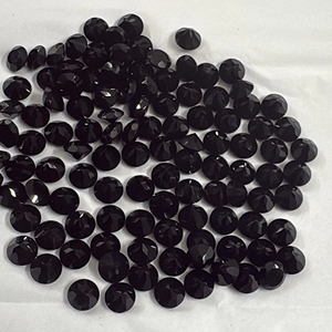 Piedras Preciosas Sueltas de Ónice Negro Sintético (Creado en Laboratorio) de Calidad Brillante, Corte de 5-6 mm, Pulido, Gemas Gigli Rigli - Product Image 1