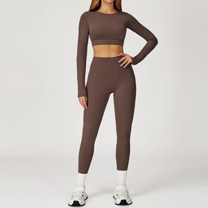 Conjunto de gimnasio para mujer Camiseta deportiva de manga larga y pantalones de entrenamiento 2 piezas Ropa de yoga en talla XL Traje deportivo para correr para mujer - Product Image 4