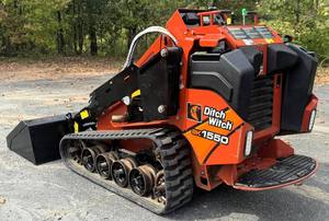 Cargador de Dirección Deslizante DITCH WITCH SK1550 - Product Image 5