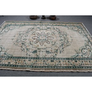 Alfombra Turca Clásica Vintage, Tapete Rectangular con Respaldo de Látex, Color Beige y Verde, Hecho a Mano, 6x9 Pies - Product Image 3