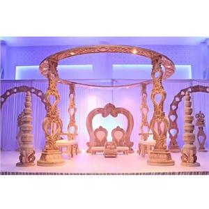 Fabricants de mandaps en bois Triveni pour mariage gujarati, incroyablement faciles à assembler, piliers triples, mandaps pour événements de mariage, Tennessee - Product Image 5
