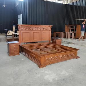 Hand Carved Mahogany King Platform <b>Bed</b> with Antique Style Carved Design and Side <b>Cabinet</b>-Traditional Bedroom Furniture - Product Image 1