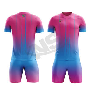 Usine directe uniforme de football personnalisé dégradé couleur maillot de football 100% polyester sublimation maillot de football en gros - Product Image 4