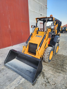 Mini Retroexcavadora JCB 1CX de 3.5 Toneladas, Motor Diésel de 49 HP, 4x4, Disponible a Buen Precio - Product Image 5