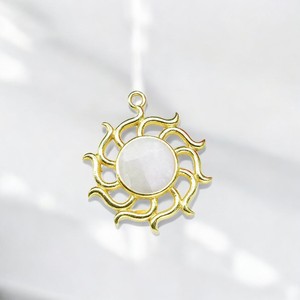 Pendentif rond arc-en-ciel pierre de lune plaqué or breloque mode-925 bijoux à breloques en argent-bijoux en gros - Product Image 1