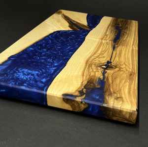 Tabla de cortar de madera y resina con logotipo personalizado de diseño único, tabla para quesos, fácil de cortar, tabla cortadora deslizante práctica para uso en la cocina - Product Image 6