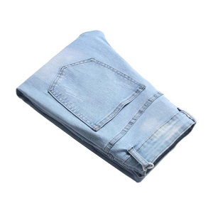 Jean en denim pour homme, taille haute, coupe droite, fabriqué au Pakistan, en coton respirant, style streetwear avec imprimé tendance - Product Image 5