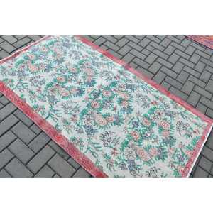 พรมลายตุรกีโบราณ ขนาด 3.5x6.4 ฟุต (108x194 ซม.) สีแดงแบบเปอร์เซีย - Product Image 4