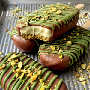 Barre de crème glacée au chocolat de Dubaï à prix d'usine avec remplissage de crème de pistache et revêtement de chocolat de qualité supérieure vente chaude meilleure qualité - Product Image 1