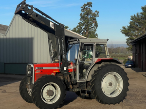 รถแทรกเตอร์ Massey Ferguson MF 399 140 แรงม้า ขับเคลื่อน 4 ล้อ แบบมีห้องโดยสาร รถแทรกเตอร์สำหรับงานเกษตร เครื่องจักรกลการเกษตรมือสองสำหรับขาย - Product Image 2
