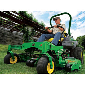 Cortadora de Césped Usada John Deere de Giro Cero a Precio Accesible, Consumo de Combustible Eficiente, Conducción Suave y Larga Vida Útil - Product Image 4