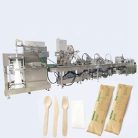 Machine d'emballage entièrement automatique pour couverts jetables (cuillère, fourchette, couteau) avec serviette, équipement d'emballage flow-pack type oreiller