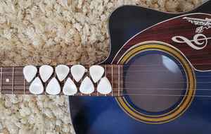 Plectres et médiators de guitare rares et uniques faits à la main, pack d'accessoires de musique personnalisés pour guitares acoustiques, basses et électriques - Product Image 3