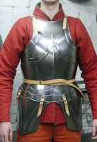 Armure de cuirasse médiévale en acier Costume de chevalier durable Armure de corps fonctionnelle de style gothique authentique Prix de gros