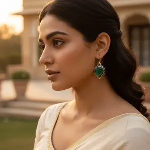 Boucles d'oreilles pendantes en argent 925 pour femmes, bijoux fantaisie avec émeraudes - Product Image 1