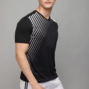 Ensemble short d'été personnalisé de haute qualité pour hommes pour vêtements de rue Ensemble de 2 shorts à sublimation respirants et décontractés pour hommes - Product Image 3