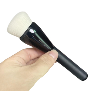 Dernier <span class=keywords><strong>pinceau</strong></span> de maquillage de fond de teint Vente en gros au détail Base <span class=keywords><strong>Correcteur</strong></span> Contour Crème liquide Outil de maquillage Pinceaux Logo - Product Image 6