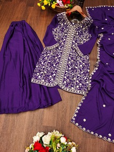 Présentant le nouveau costume de Sharara de Chinon brodé de concepteur avec le Chinon de travail brodé de séquence avec le Chinon de travail de broderie - Product Image 5