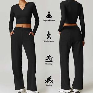 Vêtements de sport personnalisés pour femmes T-shirts à manches longues et pantalons de survêtement à jambe droite Ensemble de vêtements de sport Fitness Yoga Training Jogging Wear - Product Image 4