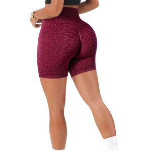 Vêtements de sport pour femmes, shorts de yoga, tissu léger, taille élastique, nouveau design, shorts pour le fitness - Product Image 4