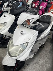 Yamaha Cygnus 125 Scooter de gas usado Taiwán - Product Image 5