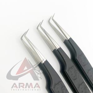 Pince à épiler de volume d'isolement enduite de poudre noire Logo personnalisé pince à épiler d'extension de cils durable haute acier inoxydable privé - Product Image 2