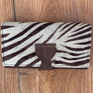 Nouveaux cheveux faits à la main sur imprimé Animal en cuir véritable portefeuille à deux volets pour femmes Western 100% peau de vache porte-carte de crédit portefeuille mince - Product Image 2