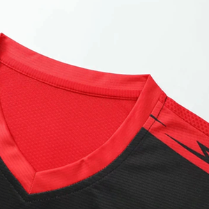 Maillots de football personnalisables à manches courtes respirants, dernier design, 100% polyester, uniformes de football très vendus - Product Image 2