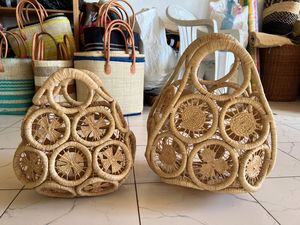 Panier tressé en paille fait main à motif circulaire, capacité 4 personnes, avec cordon de serrage en tissu, style mode, sac à déjeuner portable et décontracté pour - Product Image 3