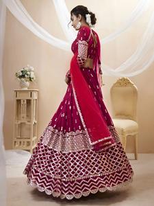 Dhwaja Export - Lehenga Choli de Georgette Rosa Intenso, Largo hasta el Suelo, Adornado con Bordado Intrincado de Lentejuelas Zari y Butti Brillantes - Product Image 4