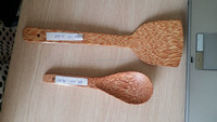 Cuillère en bois de noix de coco Design vintage Logo gravé caractéristique durable du Vietnam pour tasses à thé soucoupes différentes tailles pour la crème glacée