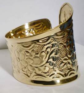 Luxury <b>Metal</b> Plated Copper Cuff Bangle For Women Traditional Floral Vine Etched Design Solid <b>Metal</b> <b>Bracelet</b> Elegant Wedding - Product Image 5