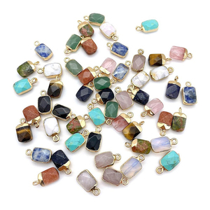 จี้พลอยโอปอลทรงสี่เหลี่ยมชุบด้วยไฟฟ้าสีทอง - Product Image 3