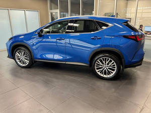 Lexus NX 350 2024 en parfait état - Product Image 5