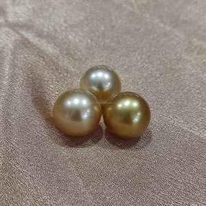 Perles d'or de qualité AA spéciales, de 11 mm, scintillent d'une élégance radieuse et d'un éclat doré, dégageant une beauté enchanteuse. - Product Image 4