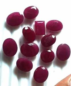 Piedra preciosa de rubí sintético de la India, piedra suelta de rubí creada por Asscher Lab con pequeñas grietas e inclusiones - Product Image 3