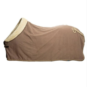 Alfombra de caballo transpirable impermeable, manta de caballo de nuevo diseño para montar, uso estable, precio bajo, OEM disponible, alfombras de caballo OEM - Product Image 1