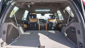 Cadillac Escalade Sport SUV V8 8 cylindres 6,2 L essence, NEUF - Product Image 3