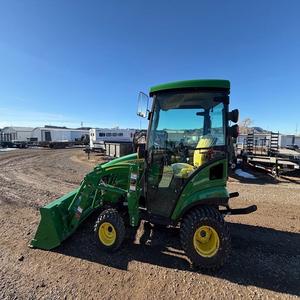 Tractor de Ruedas John Deere 1025R Automático 4WD, Larga Vida Útil, Cortadora Frontal, Cargador, Industrias Agrícolas, Cojinete Central, Engranaje - Product Image 1