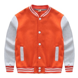 Chaqueta gruesa para hombre con logotipo personalizado bordado a prueba de viento e impermeable de primavera y otoño - Product Image 1